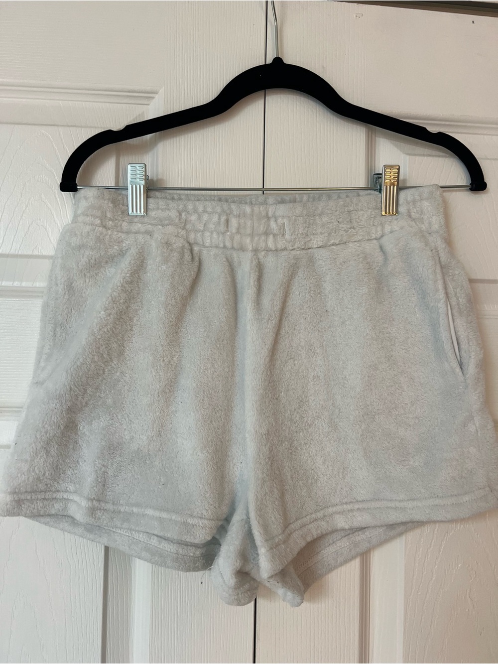 Plush Cozy Women's Lounge Shorts in Off White